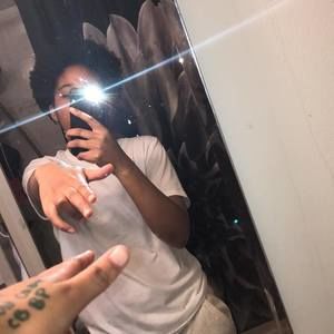 Meet your Posher, Kennady